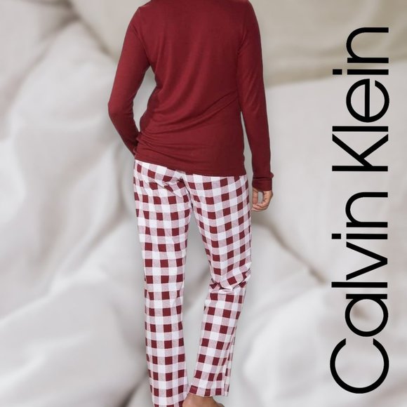 Calvin Klein | Womens 2 Piece Fleece Pajama Set | Red Maroon Buffalo Check - Picture 3 of 4